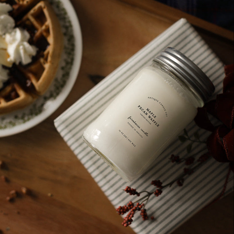 Maple Pecan Waffle 16 oz candle