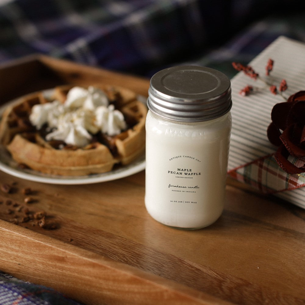 Maple Pecan Waffle 16 oz candle