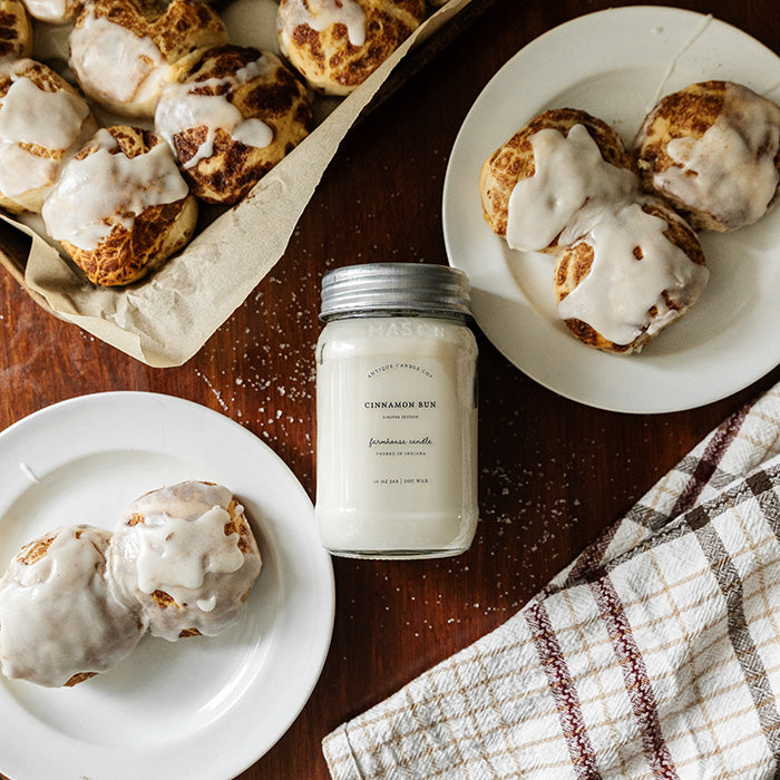 Cinnamon Bun 16 oz candle