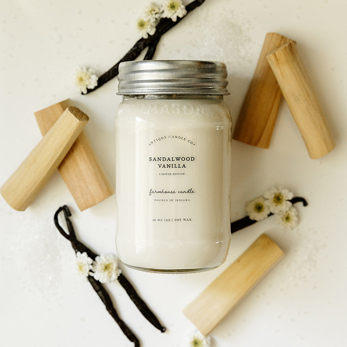 Sandalwood Vanilla 16 oz candle