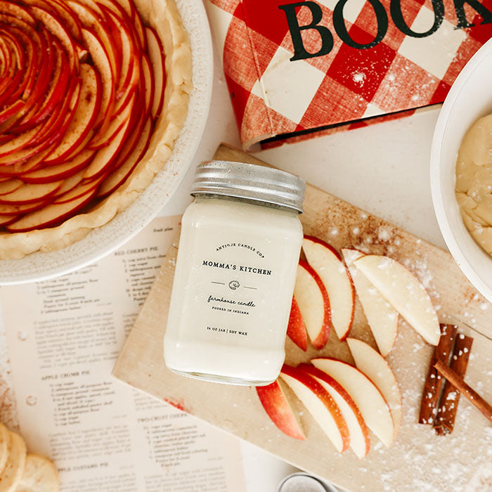Momma's Kitchen 16 oz candle