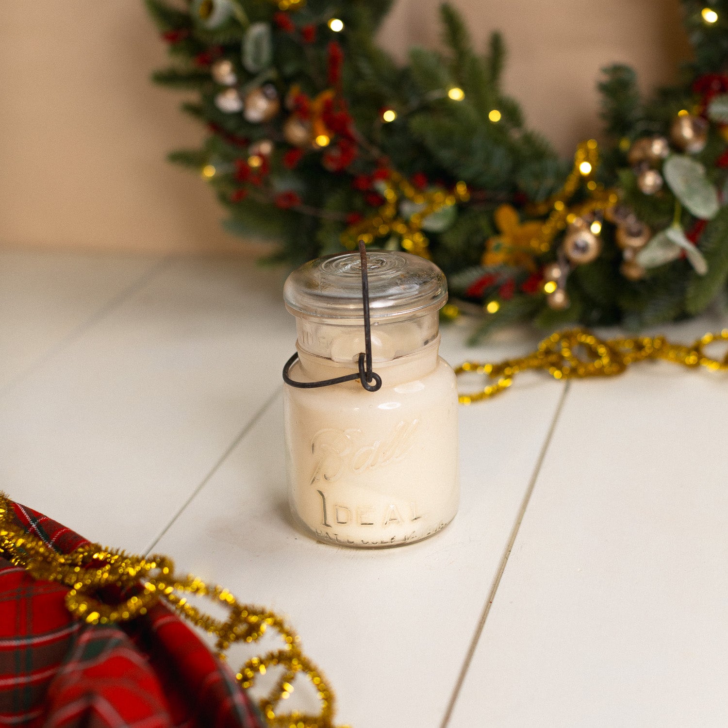 Vanilla Spice Latte - Glass Wire-Closure