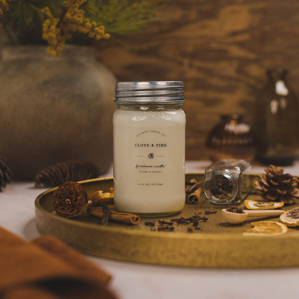 Clove & Pine 16 oz candle