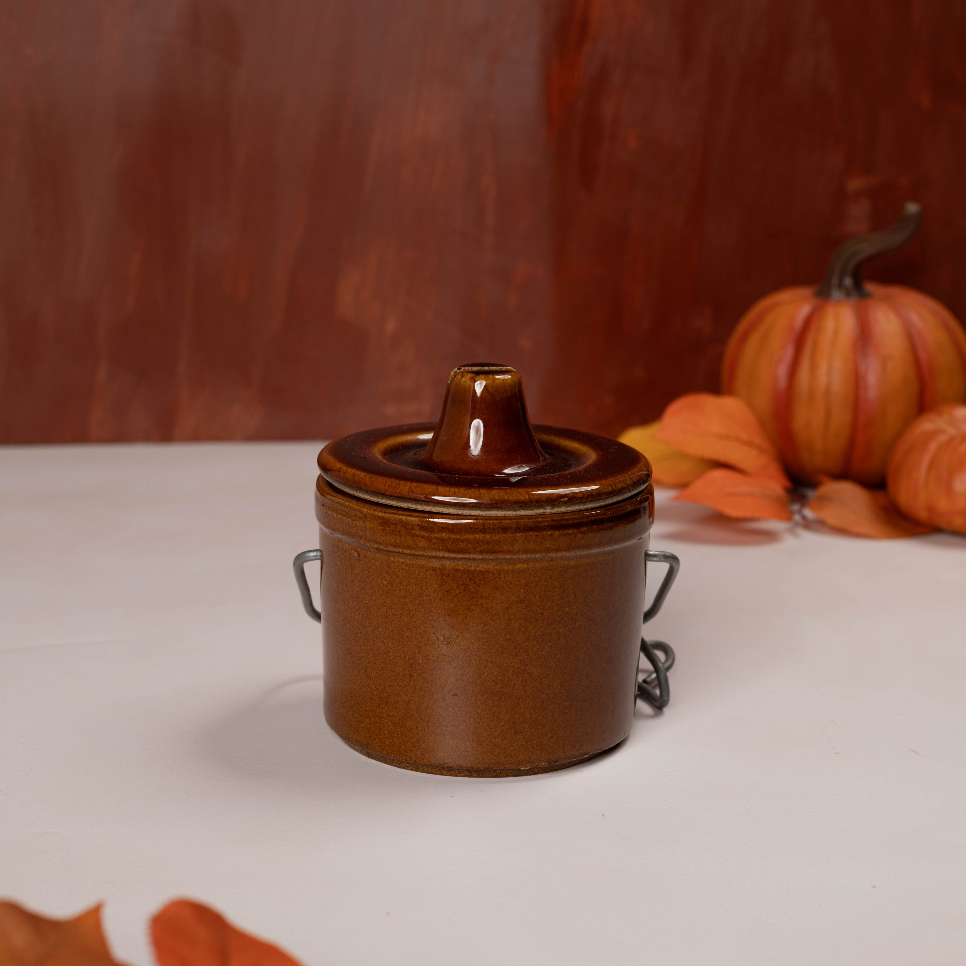 Christmas Day - Brown Crock