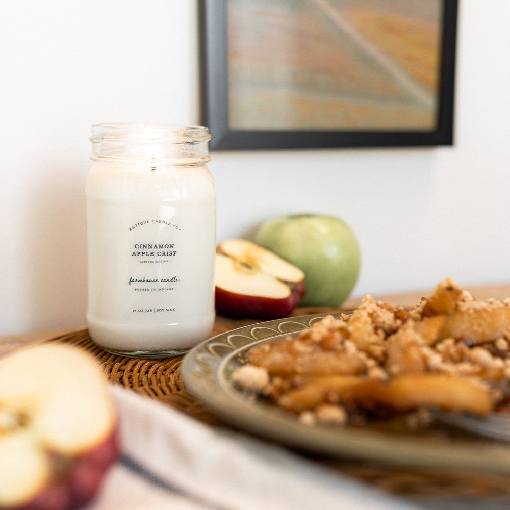 Cinnamon Apple Crisp 16 oz candle