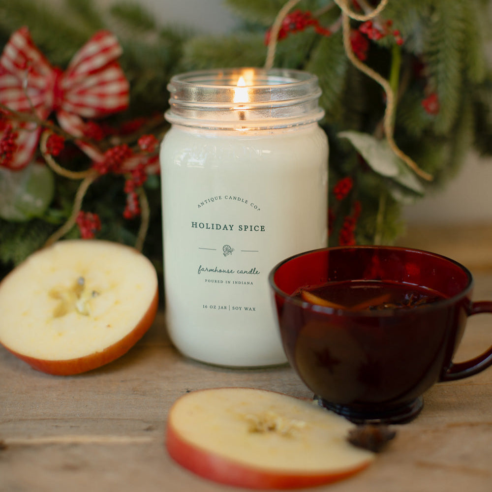 Holiday Spice 16 oz candle