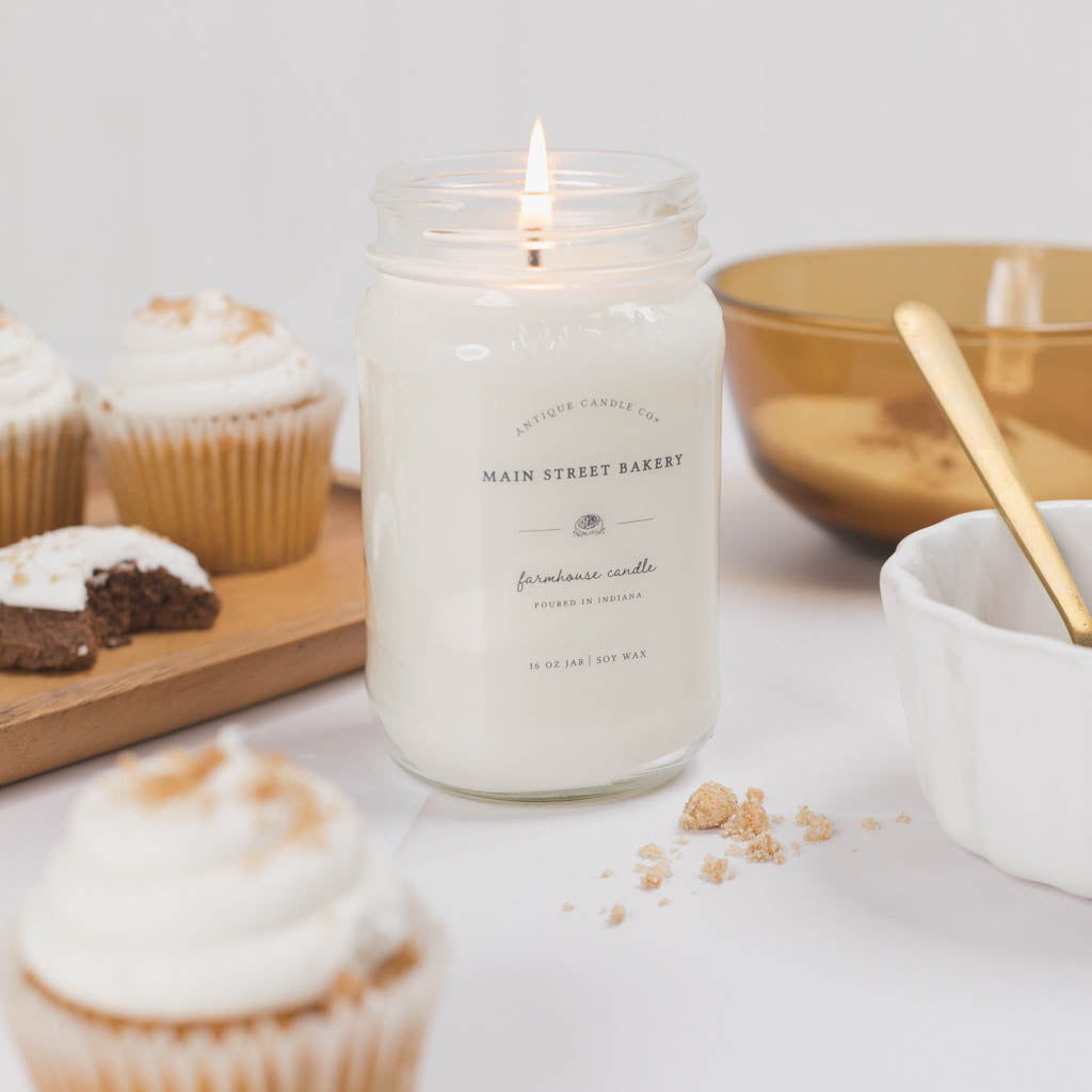 Main Street Bakery 16 oz candle