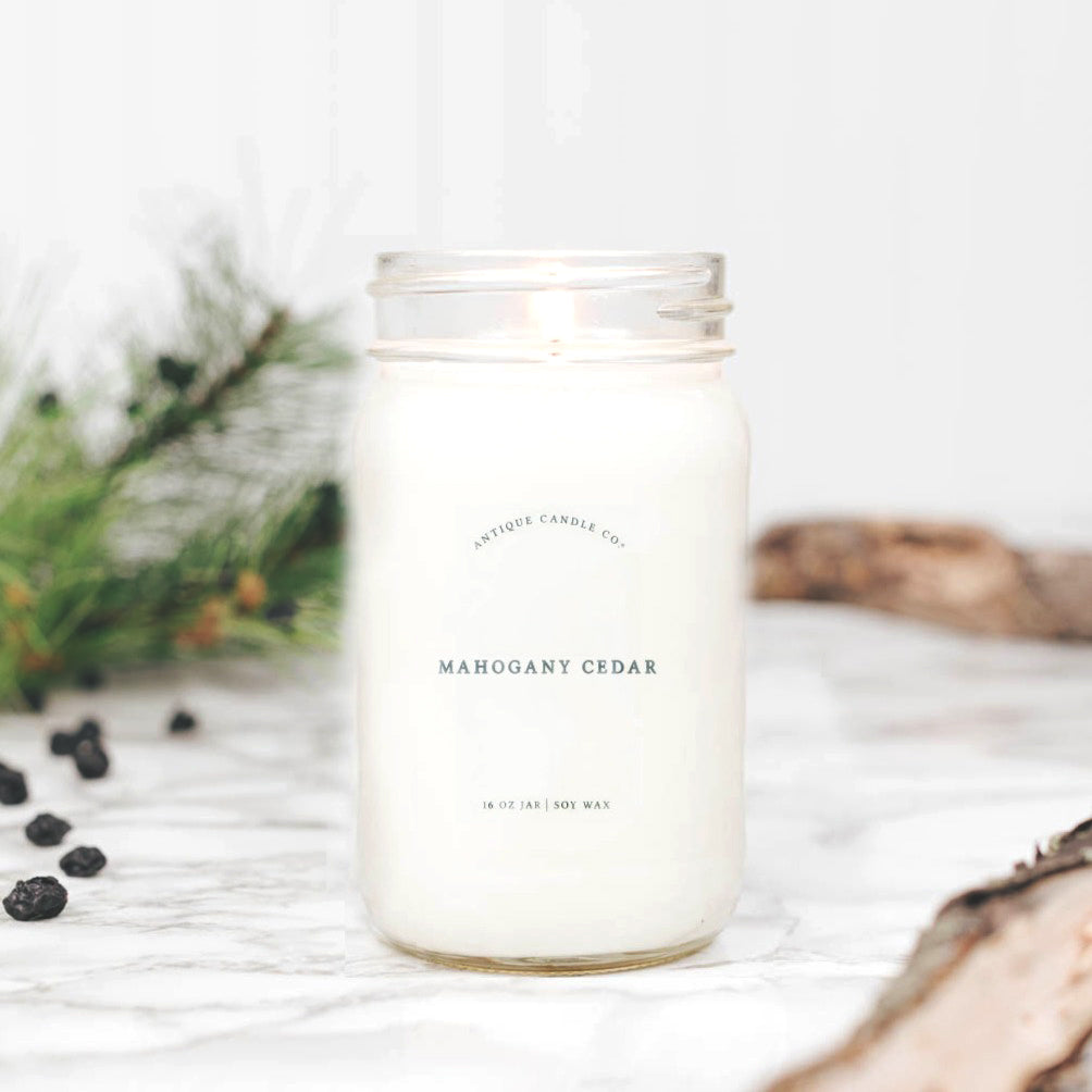 Mahogany Cedar 16 oz candle