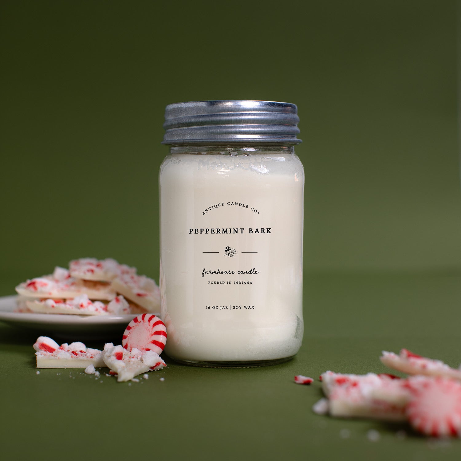 Peppermint Bark 16 oz candle