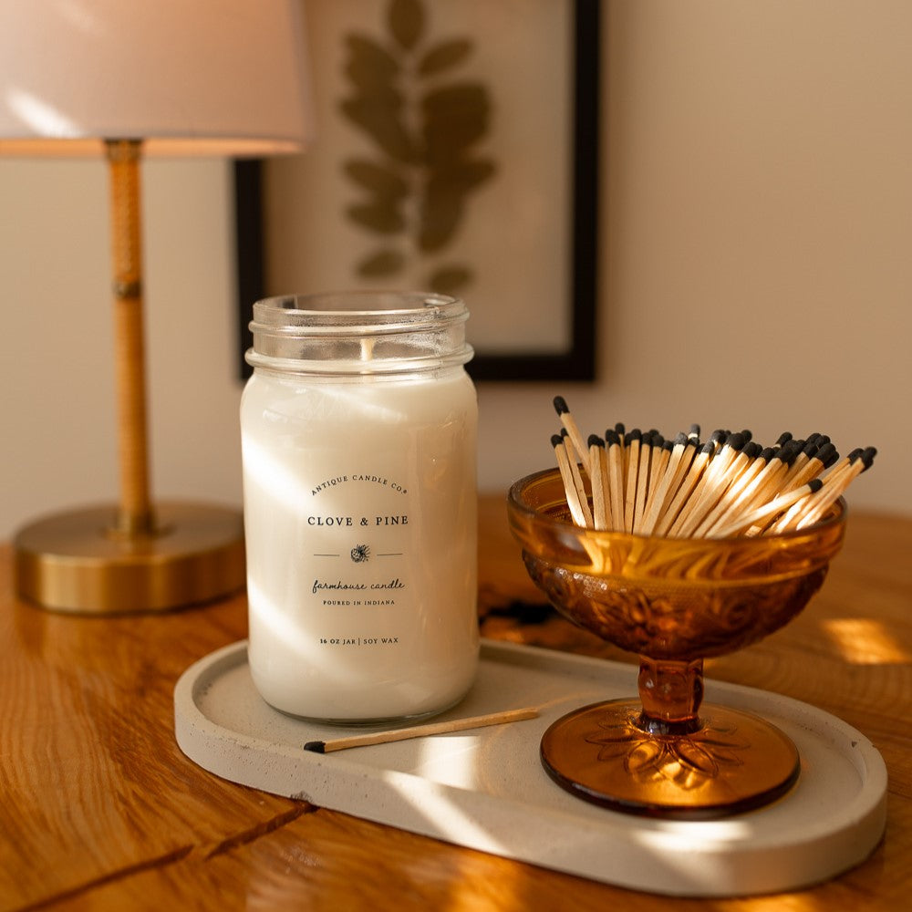 Clove & Pine 16 oz candle