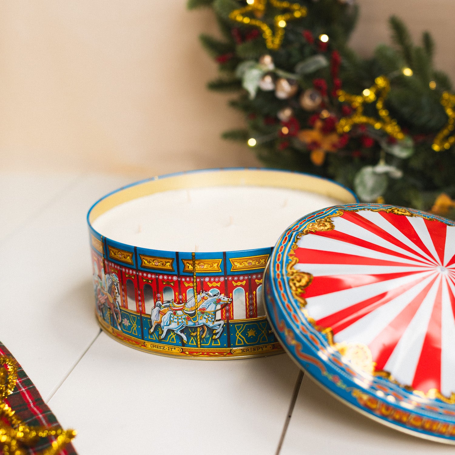 Tree Farm - Carousel Cake Tin