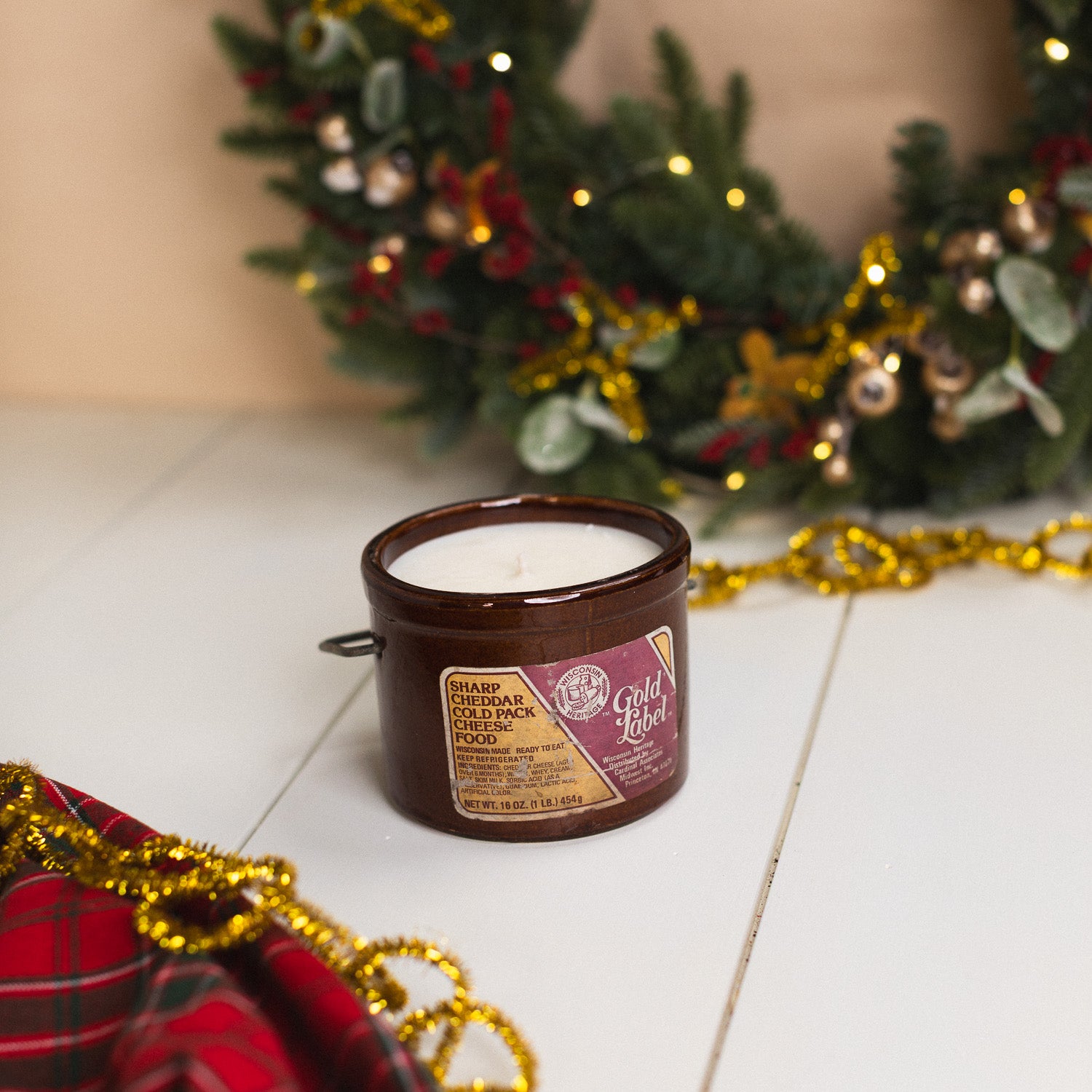 Christmas Day - Brown Crock