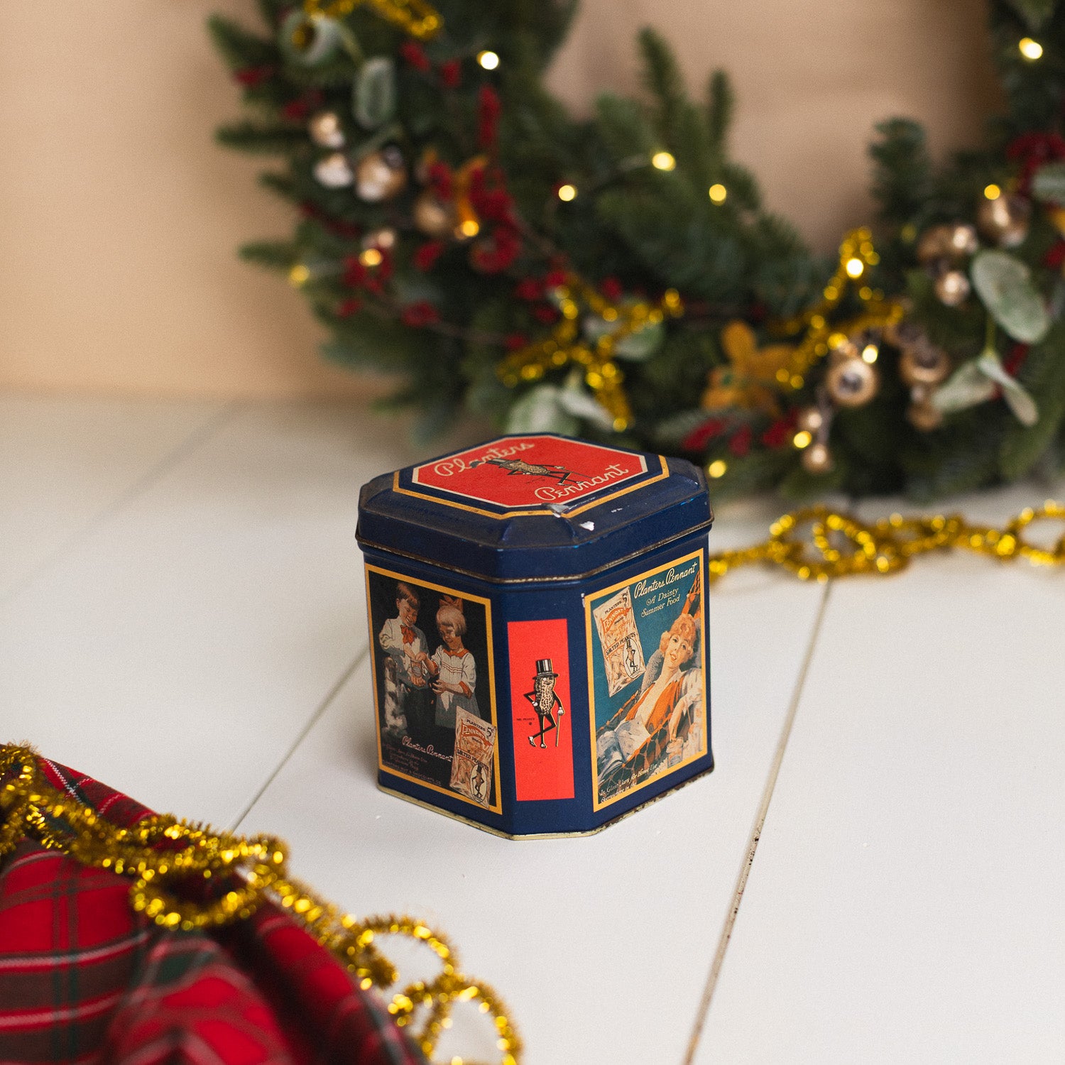 Spiced Cranberry - Planters Peanut Tin