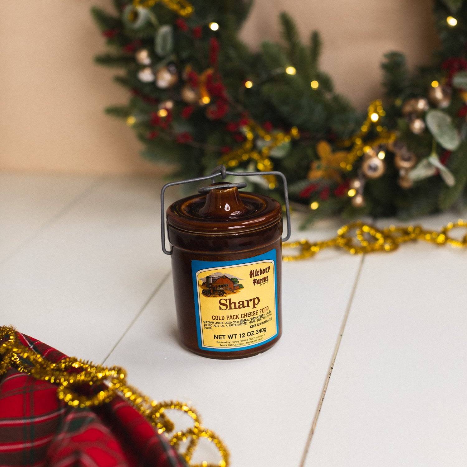 Christmas Day - Brown Crock