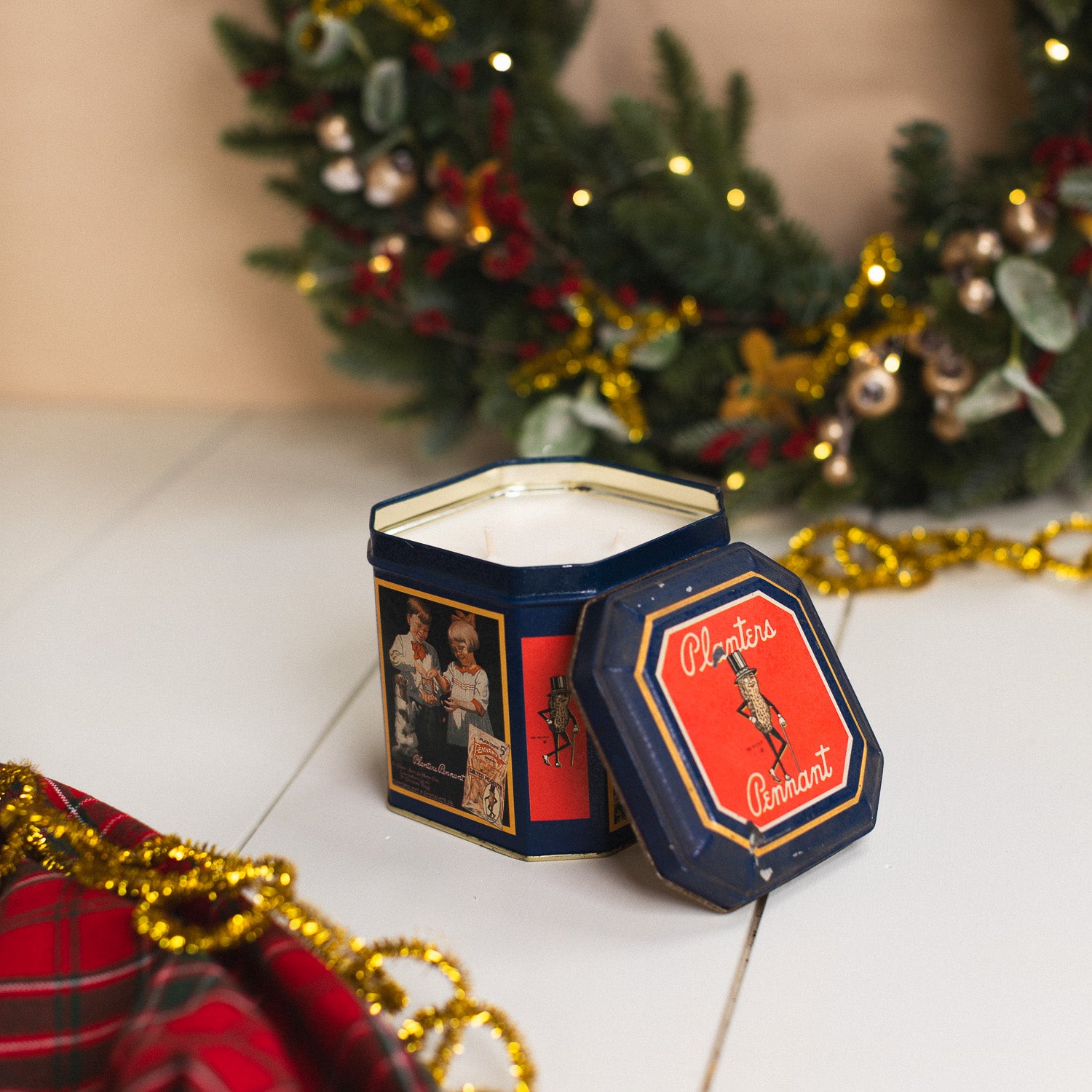 Spiced Cranberry - Planters Peanut Tin