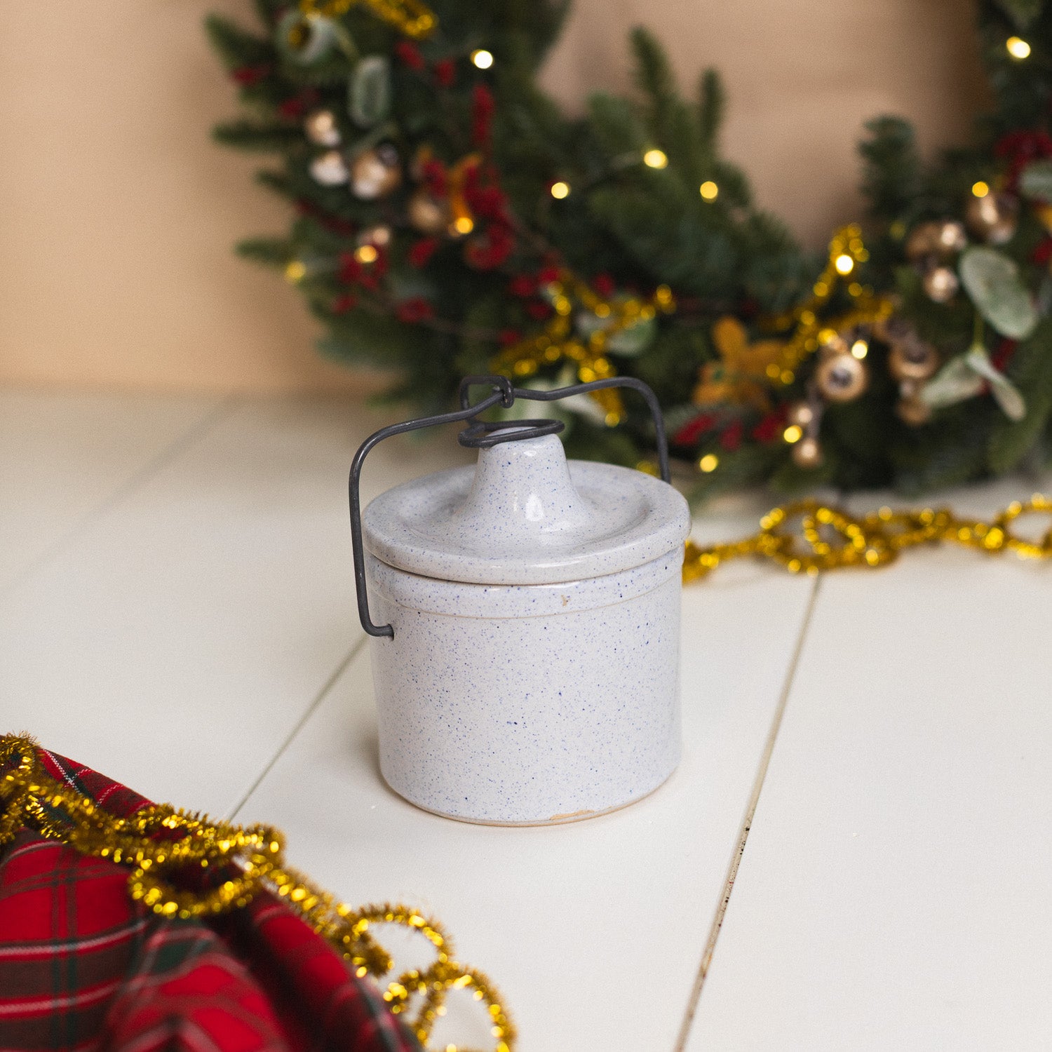 Christmas Day - Speckled Crock